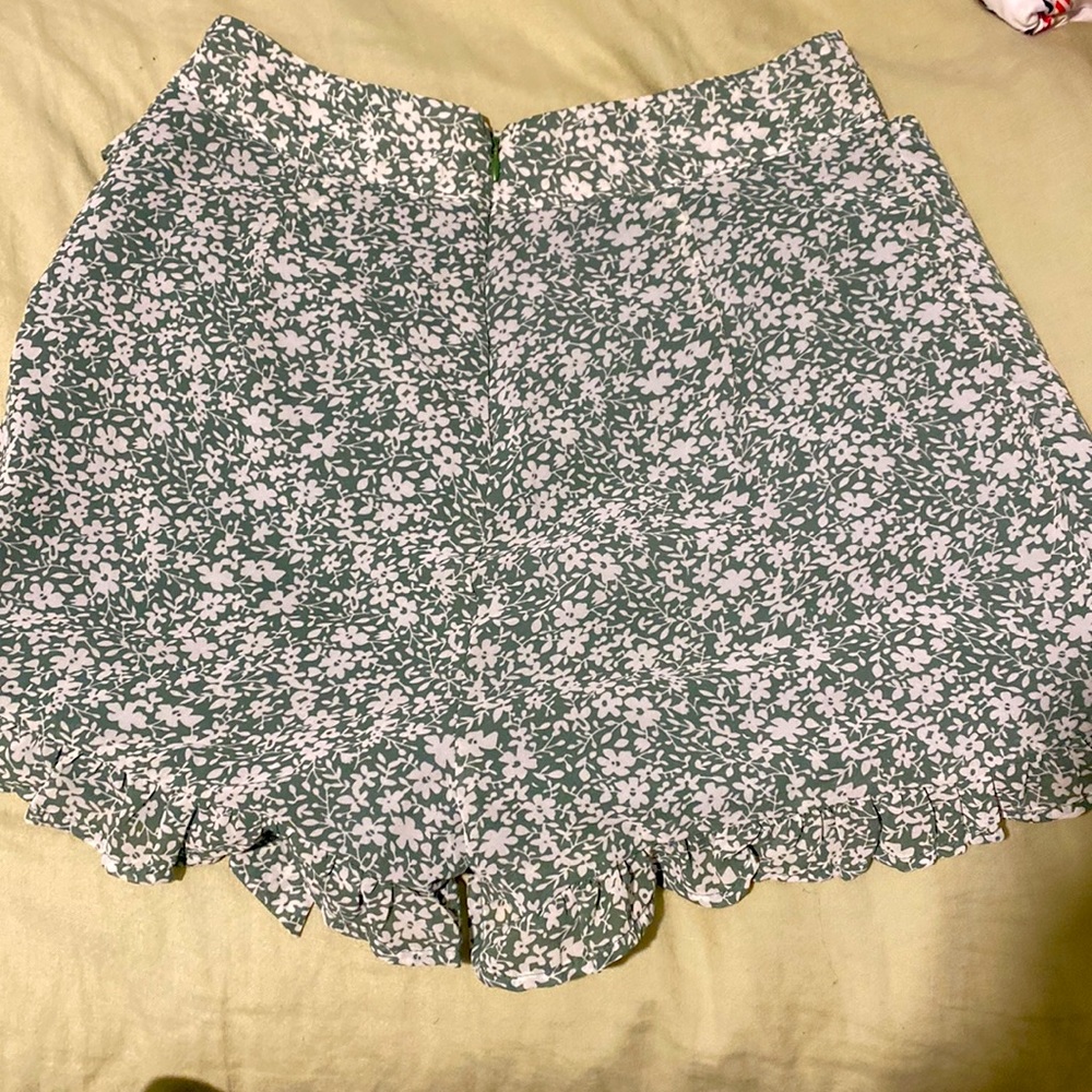 double lined floral skort - Picture 3 of 3